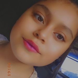 Meet your Posher, Leyla elisabeth